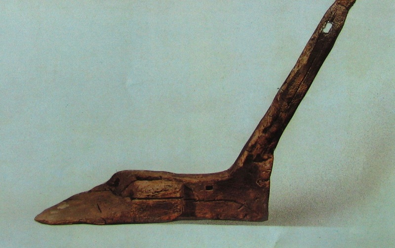 염주군 주의리에서 나온 나무후치 염주군 주의리에서 나온 나무후치