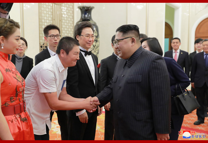 Supreme Leader Kim Jong Un Enjoys Joint Performance Given by Artistes of DPRK and China