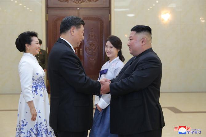 Supreme Leader Kim Jong Un and President Xi Jinping Enjoy Grand Mass Gymnastics and Artistic Performance