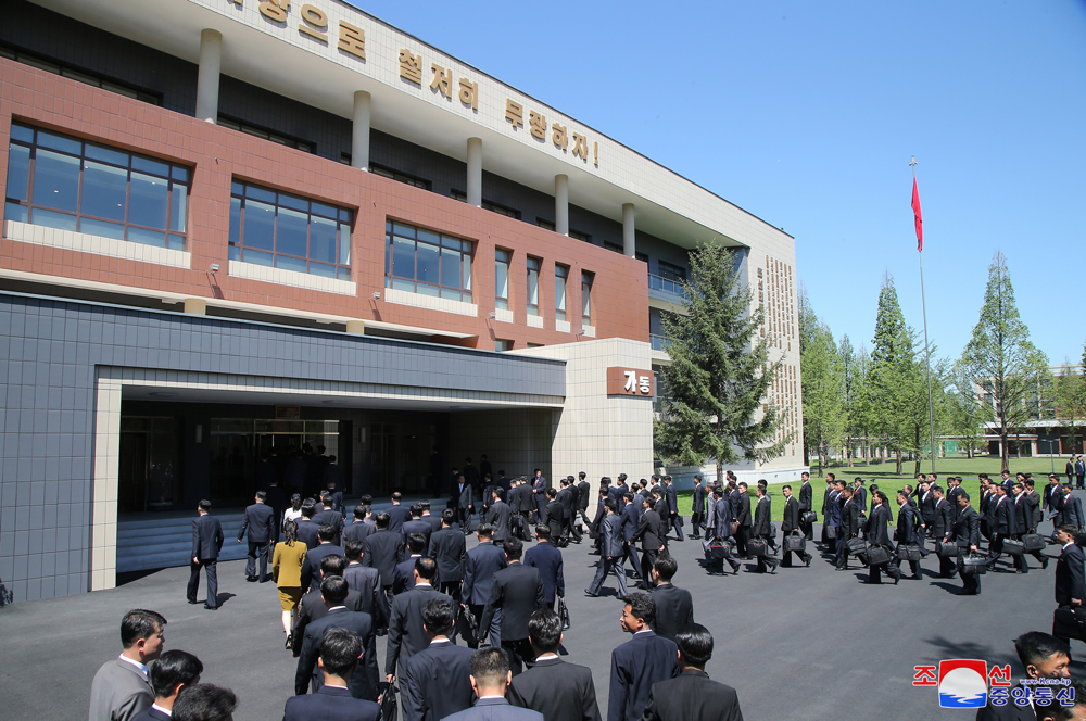 New School Year Opening Ceremony Held at WPK Central Cadres Training School with Splendor Respected Comrade Kim Jong Un Makes Address and Inspects First Lecture