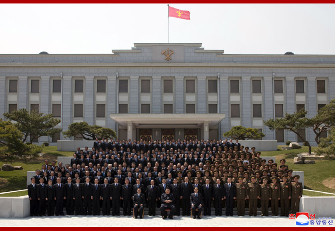 Supreme Leader Kim Jong Un Has Photo Session with Newly-elected Members of Party and State Leadership Bodies