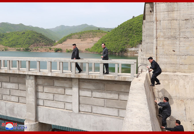 Supreme Leader Kim Jong Un Gives Field Guidance to Kumyagang Power Station No. 2